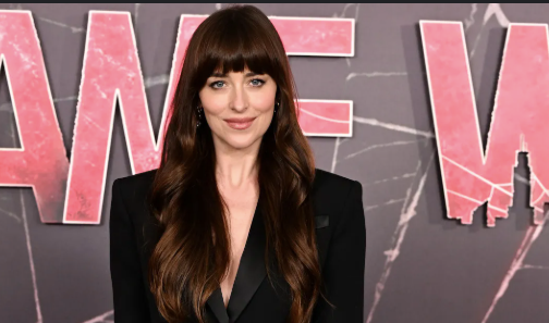 “Hollywood Is a Mess”: Dakota Johnson Destroys Studios’ Culture of Predictability